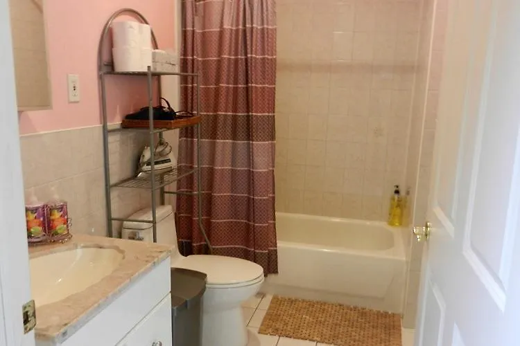 Efuru Guest House Nowy Jork